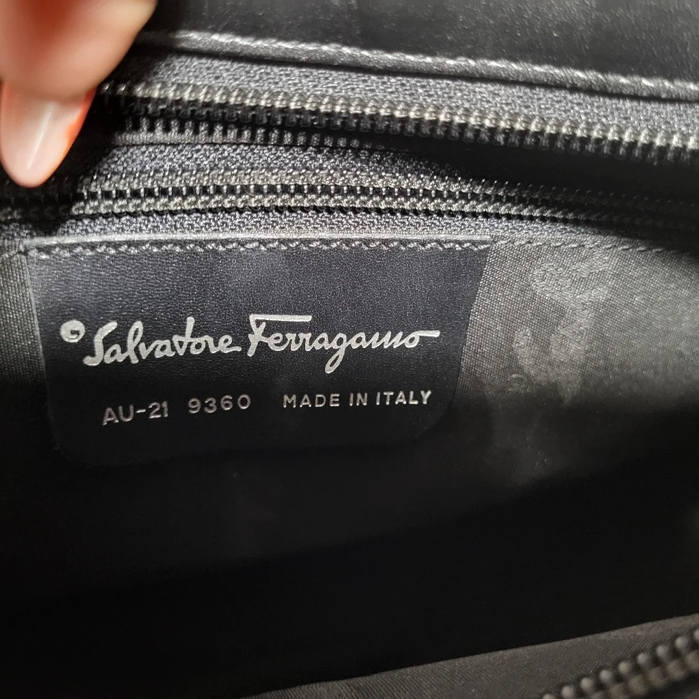Like New condition Ferragamo Shoulder Bag Black Nylon